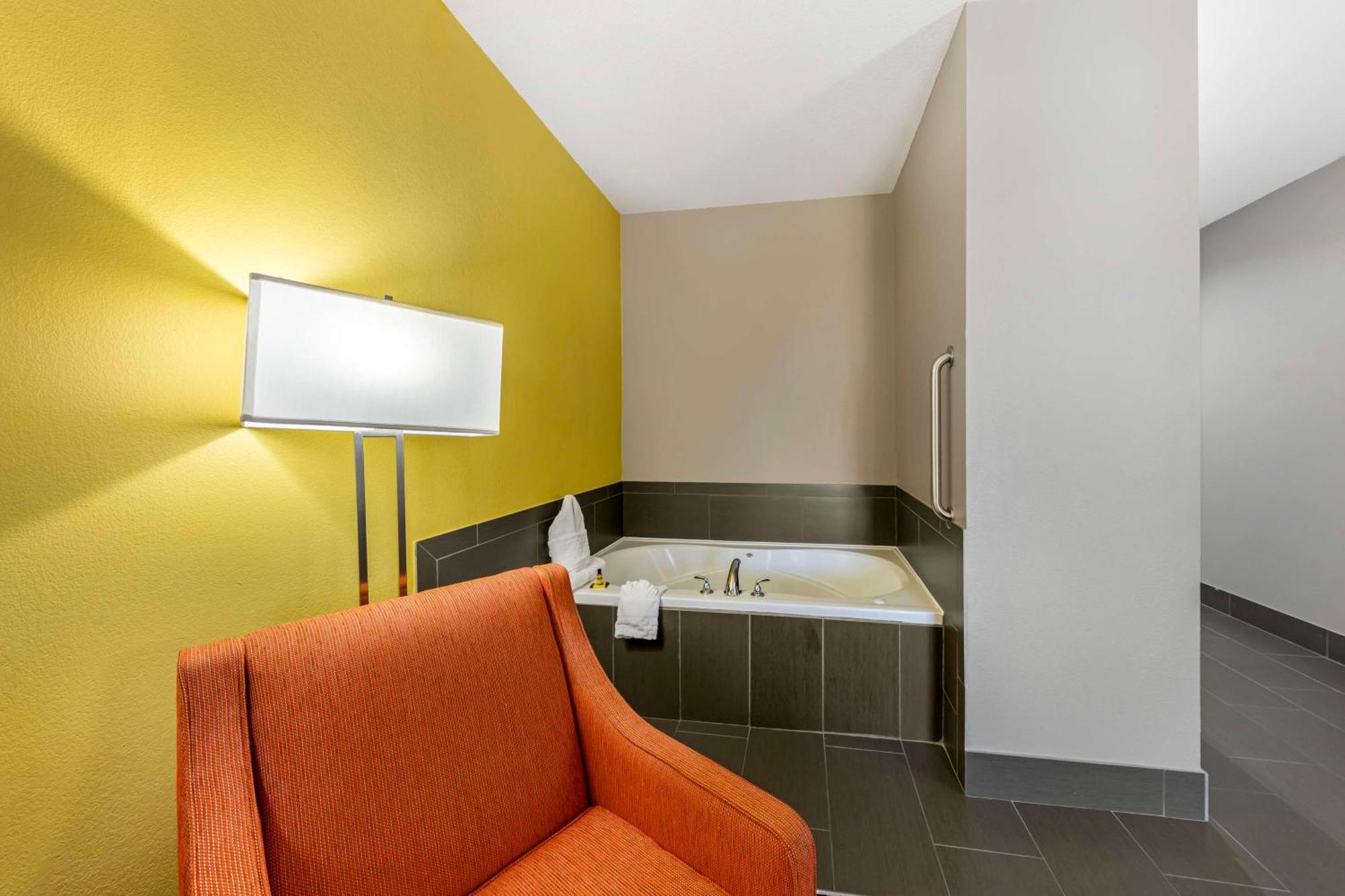 Best Western Plus Midwest City Inn & Suites מראה חיצוני תמונה