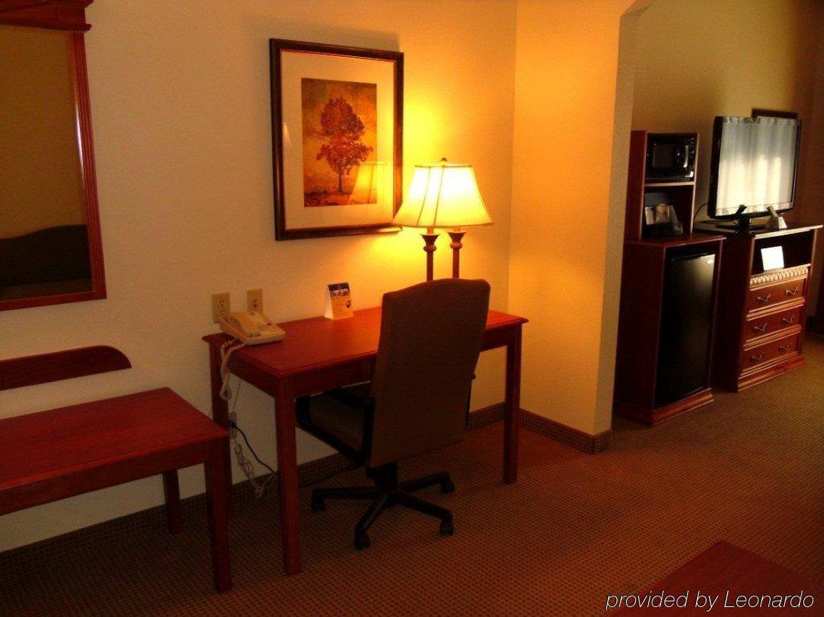 Best Western Plus Midwest City Inn & Suites חדר תמונה